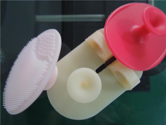 硅胶变黄了怎么变白